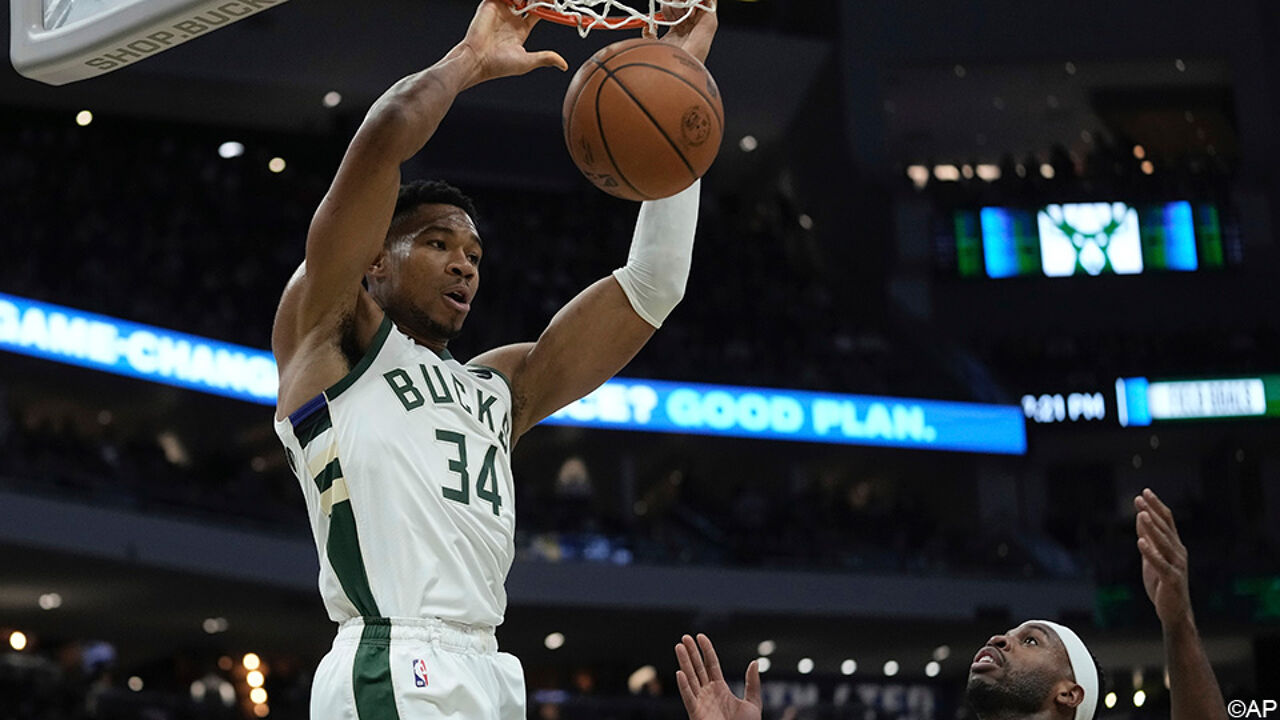 BEKIJK Antetokounmpo Pakt Uit Met PR Van 64 Punten En Ruziet Daarna Om