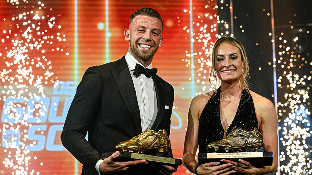 Toby Alderweireld Zet Kroon Op Antwerpse Feestavond Met Gouden Schoen