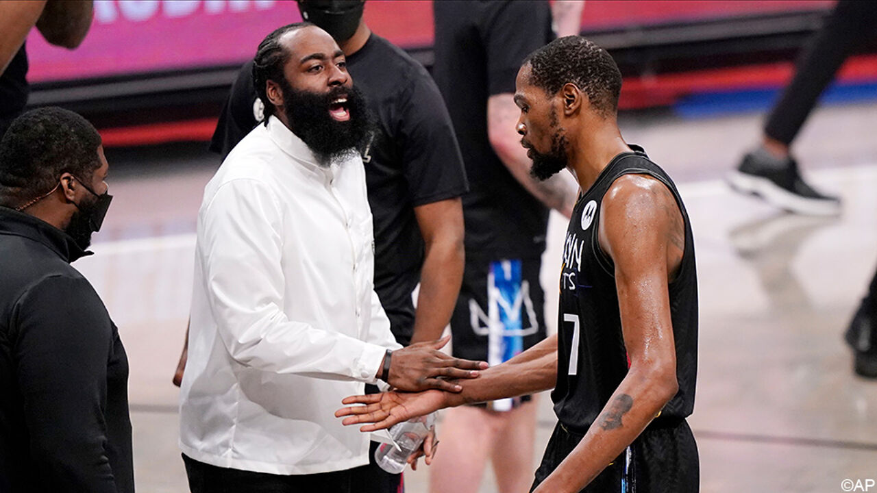 Brooklyn bezorgt Milwaukee een flink pak rammel in NBA-play-offs | sporza