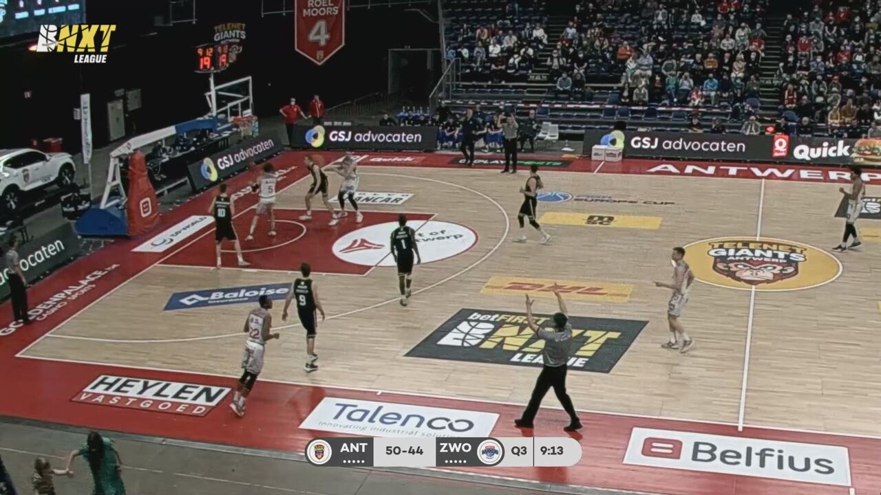 Antwerp Giants halen stevig uit tegen de Landstede Hammers 10270 sporza