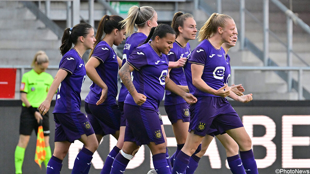 De Vrouwen Van Anderlecht Zien Dubbel: Na De Landstitel Veroveren Ze Nu ...