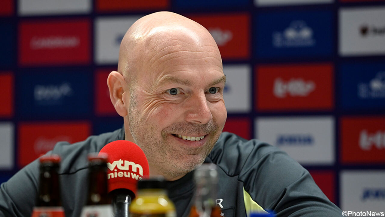 Anderlecht-coach Riemer voor clash met Club: 