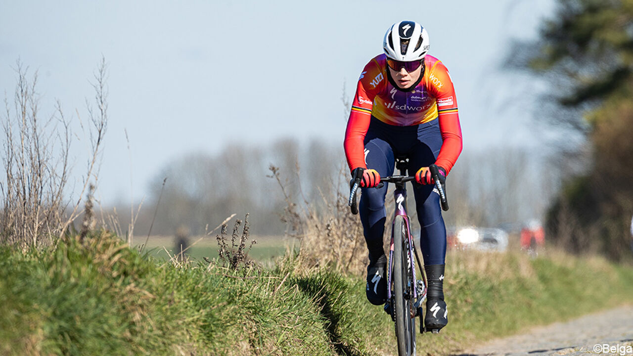 Lotte Kopecky Rijdt Nokere Koerse Ploeg Vraagt Rust Na Overlijden Van