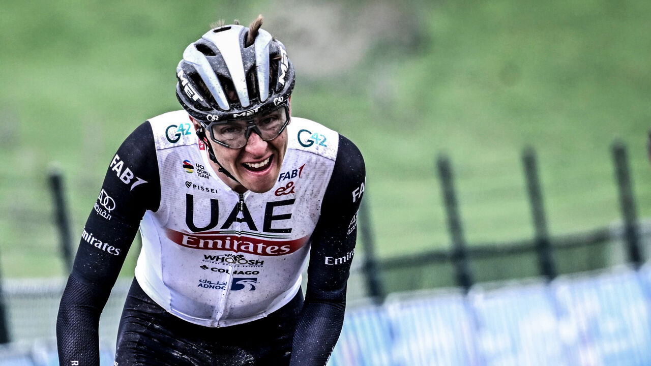 Twee keer versnellen en wat hulp van de auto: zo won Pogacar de Amstel