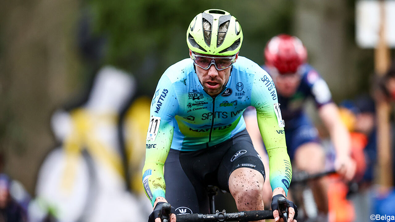 Vincent Baestaens (34) hangt zijn veldritfiets aan de haak sporza