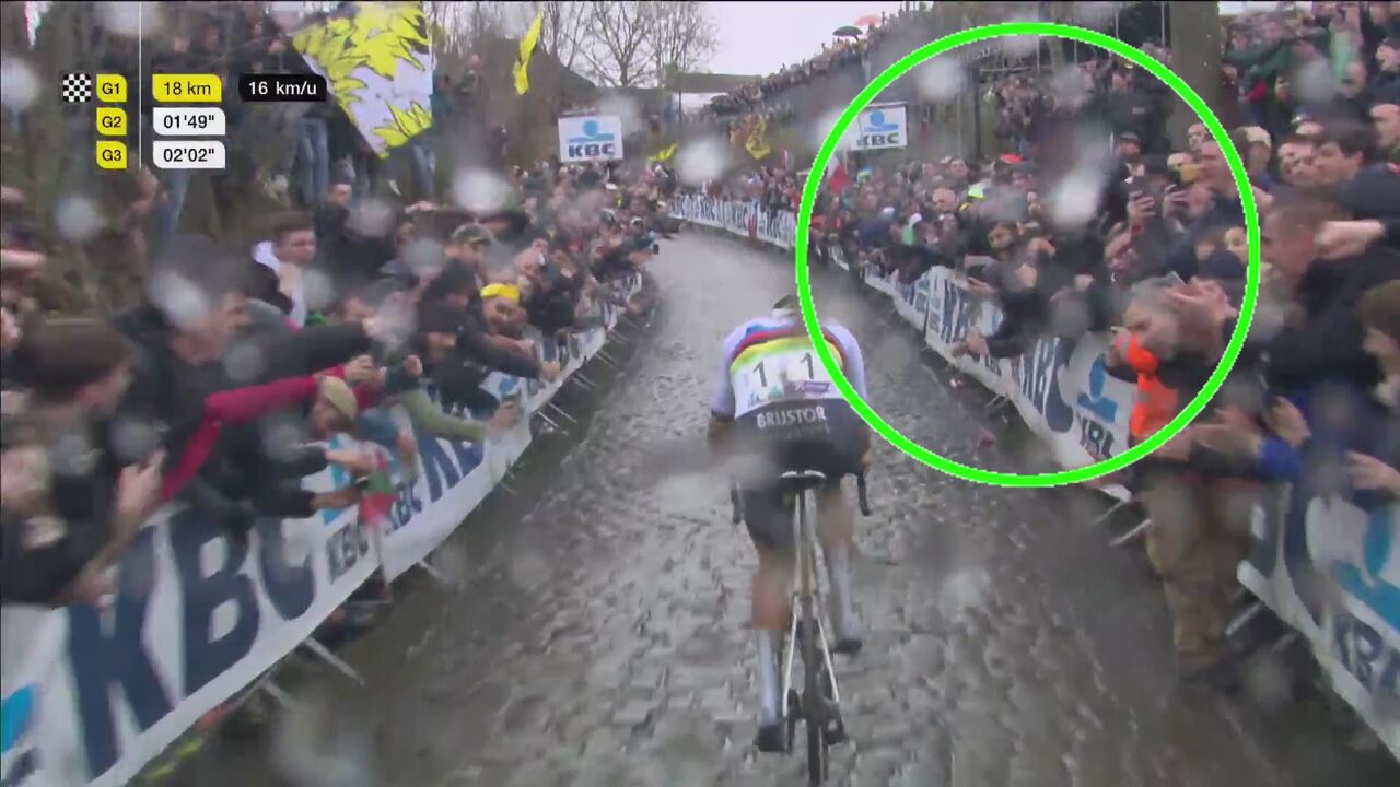 'This is scandalous': beer thrown and booed by Van der Poel, who then laughs with 'heavy rain'