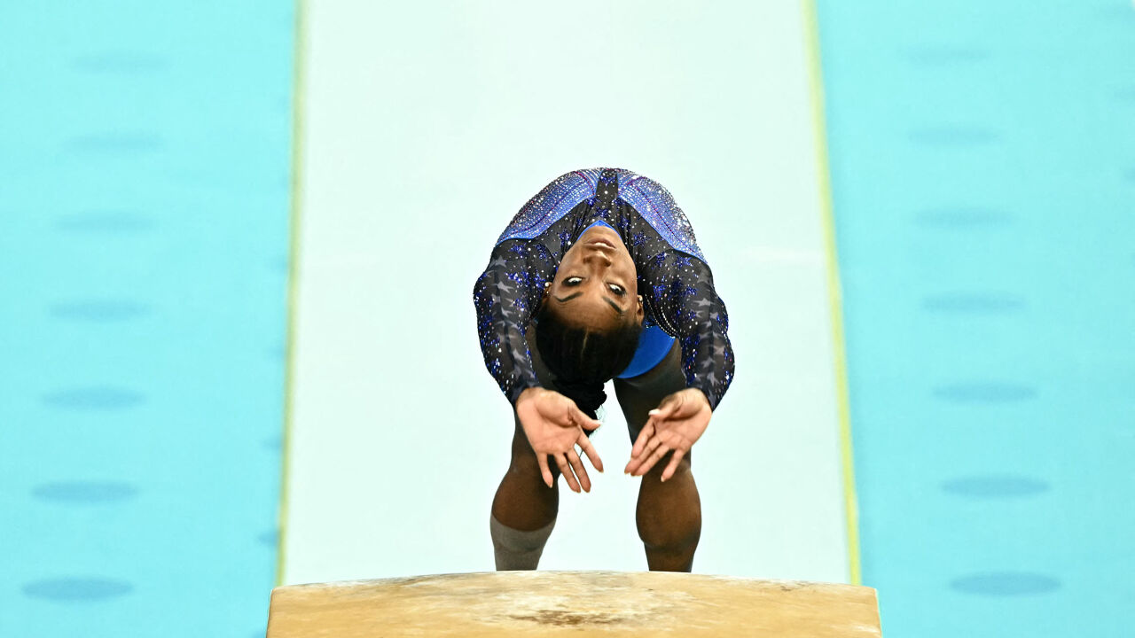 LIVESTREAM (11.45 uur) Pakt Simone Biles haar vierde (en vijfde