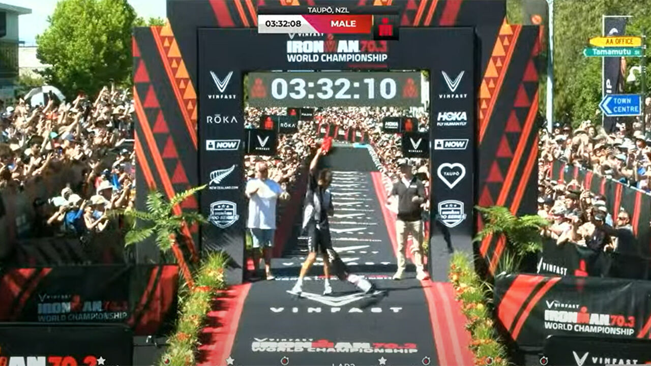 GOUD! Triatleet Jelle Geens wint als eerste Belg ooit het WK halve Ironman