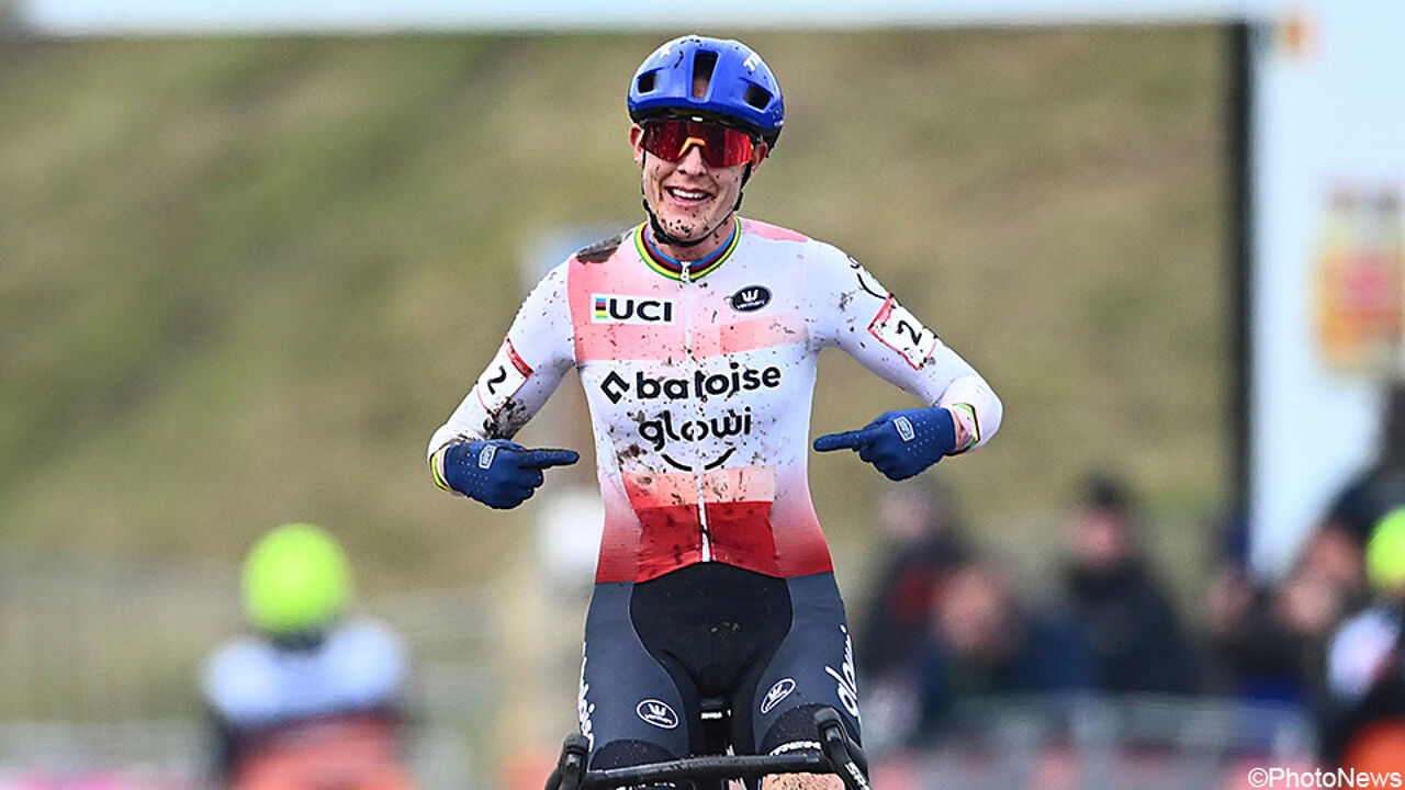 LIVE WB Hoogerheide: Lucinda Brand leidt soeverein, foutjes remmen Pieterse en Van Empel weer af