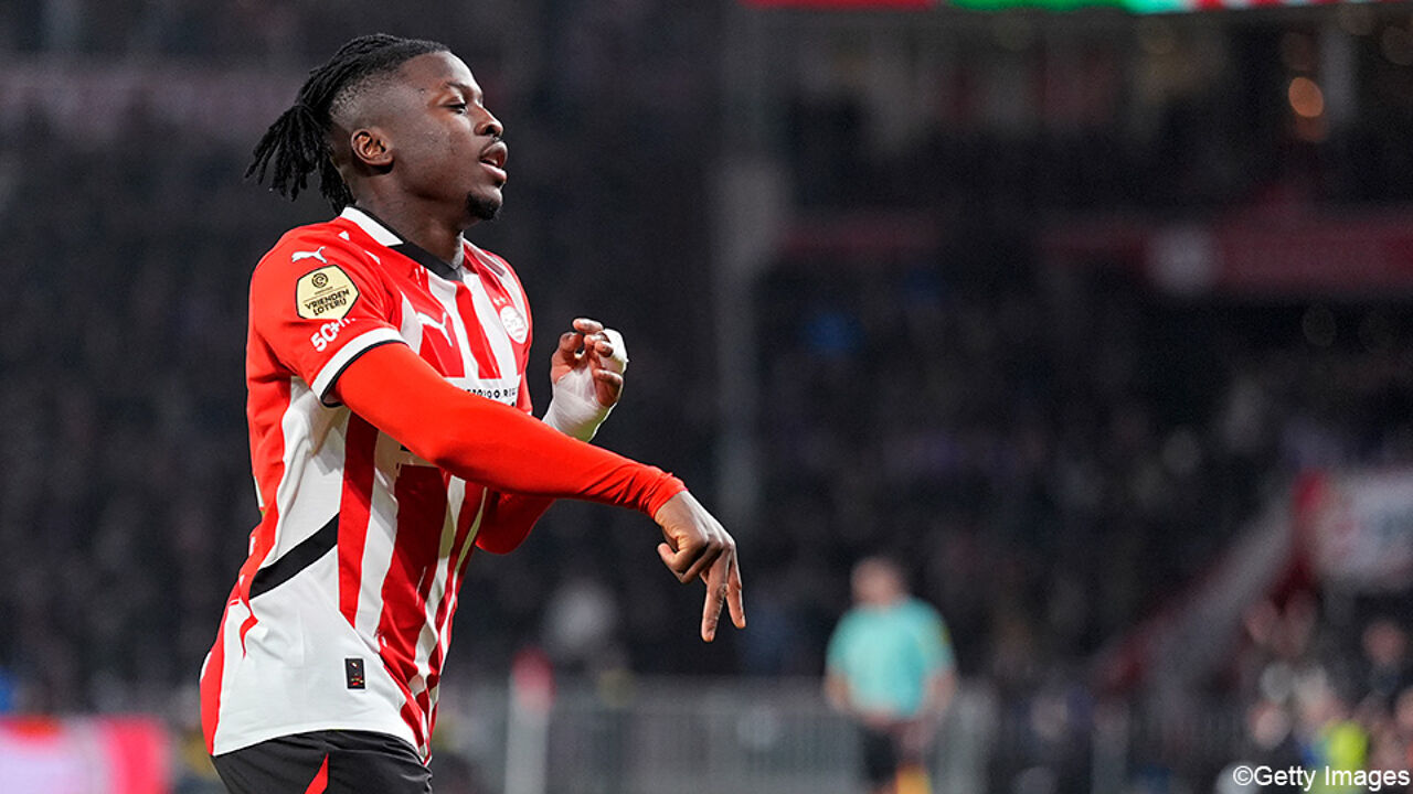 Flitsende Bakayoko zet PSV tegen Feyenoord op weg naar de halve finales van de Nederlandse beker