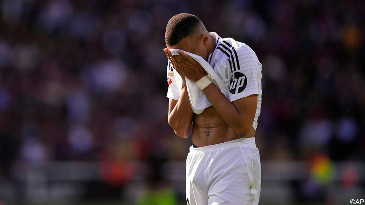 Kylian Mbappé opgenomen in Amerikaans ziekenhuis met acuut geval van