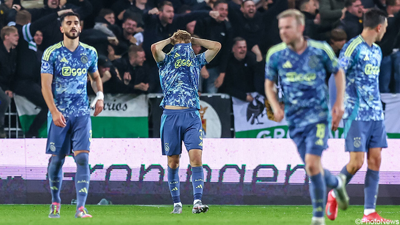 LIVE: Wout Weghorst zet orde op zaken voor Ajax en duwt PSV weer naar plek 2