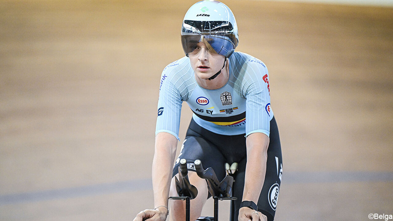 LIVE WK baanwielrennen: Marith Vanhove grijpt naast finaleticket in kilometer tijdrit, Duitse verbre