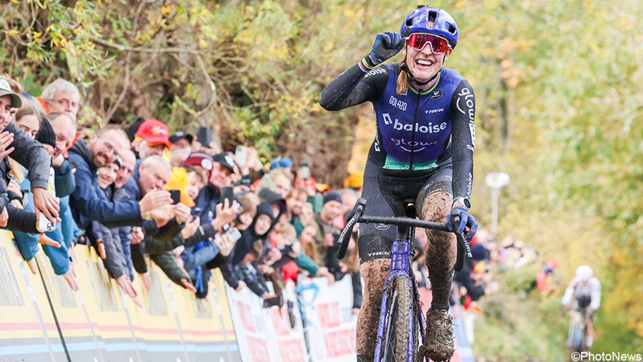 Franse tiener Gery legt Brand het vuur aan de schenen op Koppenberg, Van Empel geeft snel op