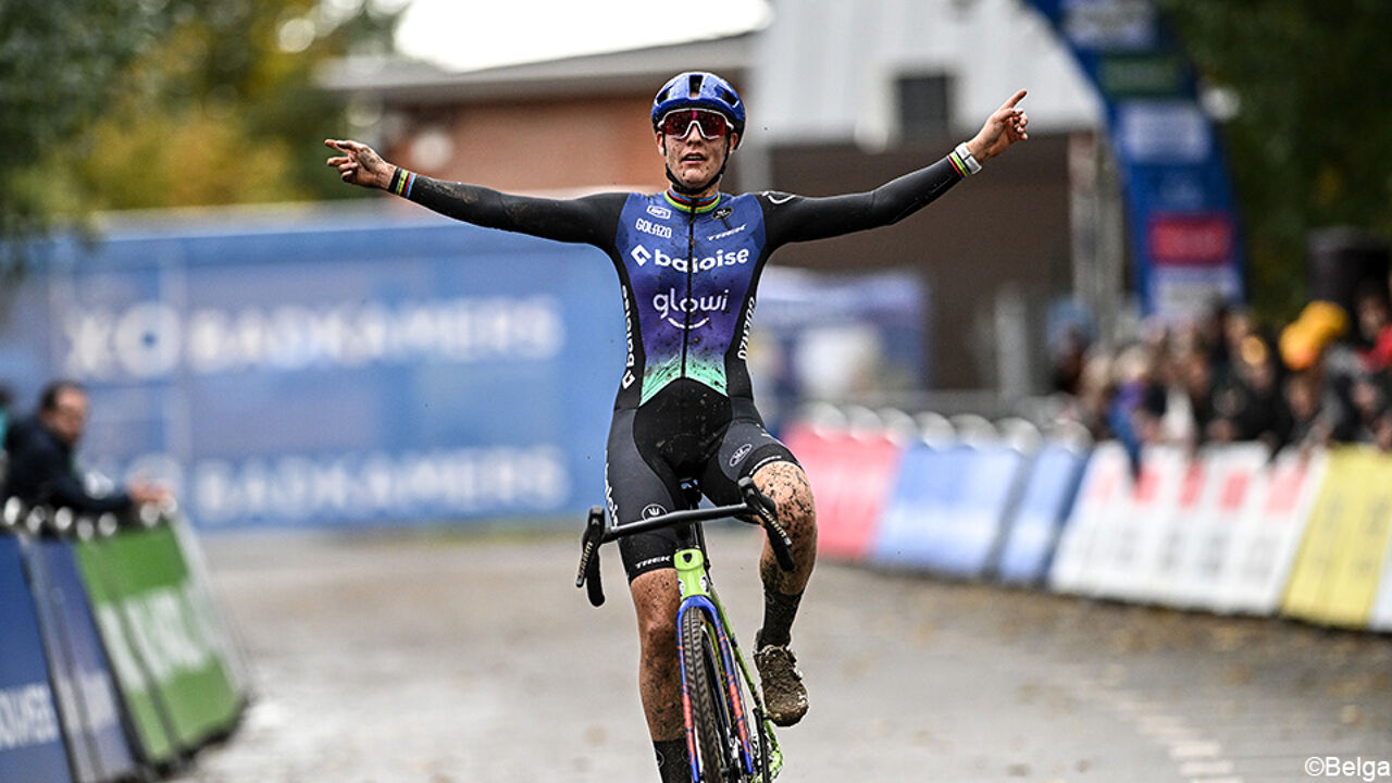 LIVESTREAM: Brand heeft Casasola beet in het park van Lokeren