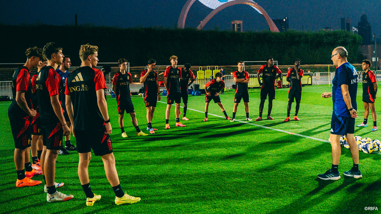 LIVESTREAM (15h45) : Les U17 belges ouvrent la Coupe du monde contre l’Argentine « avec des mini Messis », Jonkers toujours en forme