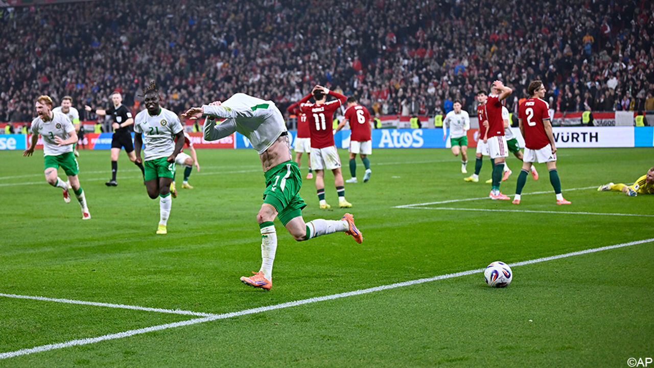 Joie folle en Irlande : grâce au but vainqueur à la 97e minute, les Irlandais sont toujours autorisés à se rendre aux barrages de la Coupe du monde