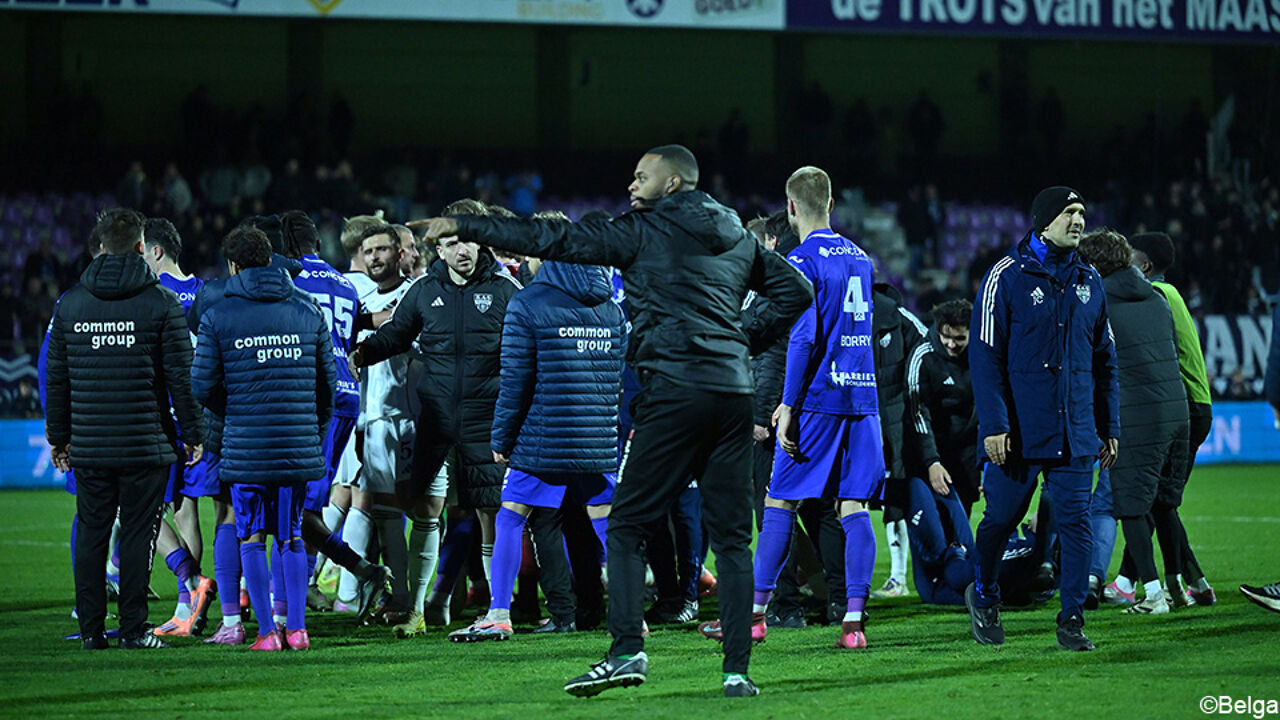 VIDÉO – Le Patro Eisden-Eupen vire à la bagarre, Stijn Stijnen fulmine : « J’ai vu des gens frapper l’arbitre avec des parapluies »