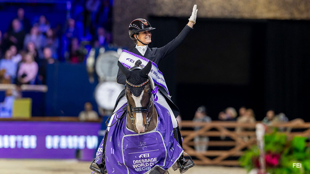 Larissa Pauluis domineert met dubbele overwinning in Wereldbeker dressuur in Mechelen
