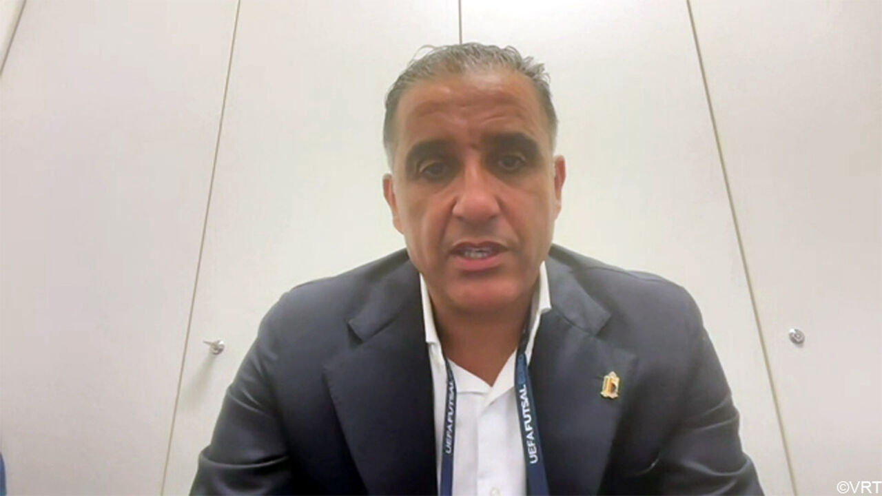 Bondscoach Bachar is 