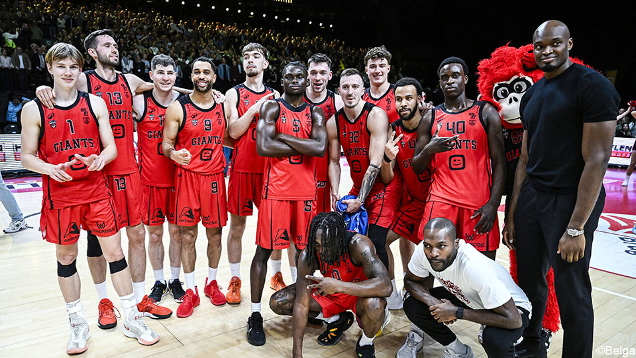 Meer dan een maatje te groot: Antwerp Giants tonen totale dominantie in gala-avond tegen Mechelen