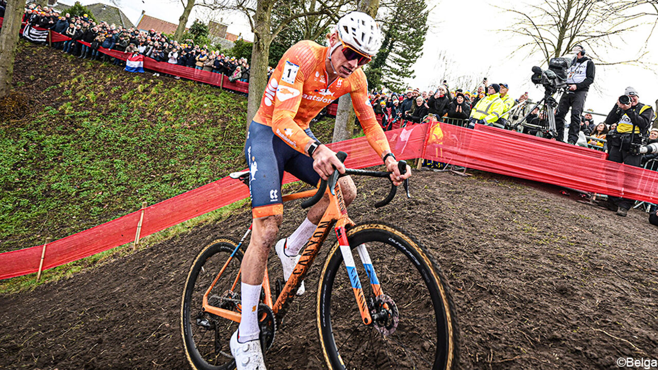Mathieu van der Poel zet dominantie op het WK nog eens in de verf: 