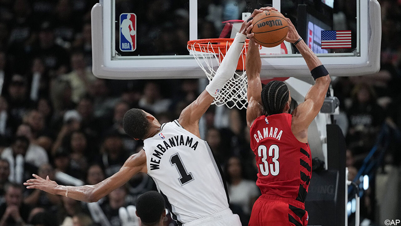 Victor Wembanaya en San Antonio maken een einde aan het seizoen van Toumani Camara