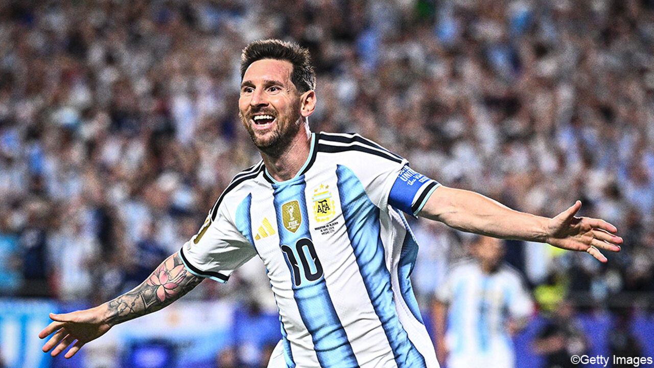 Lionel Messi's Record-Breaking Hat-Trick Leads Argentina to Historic World Cup Win Over Algeria - News Directory 3