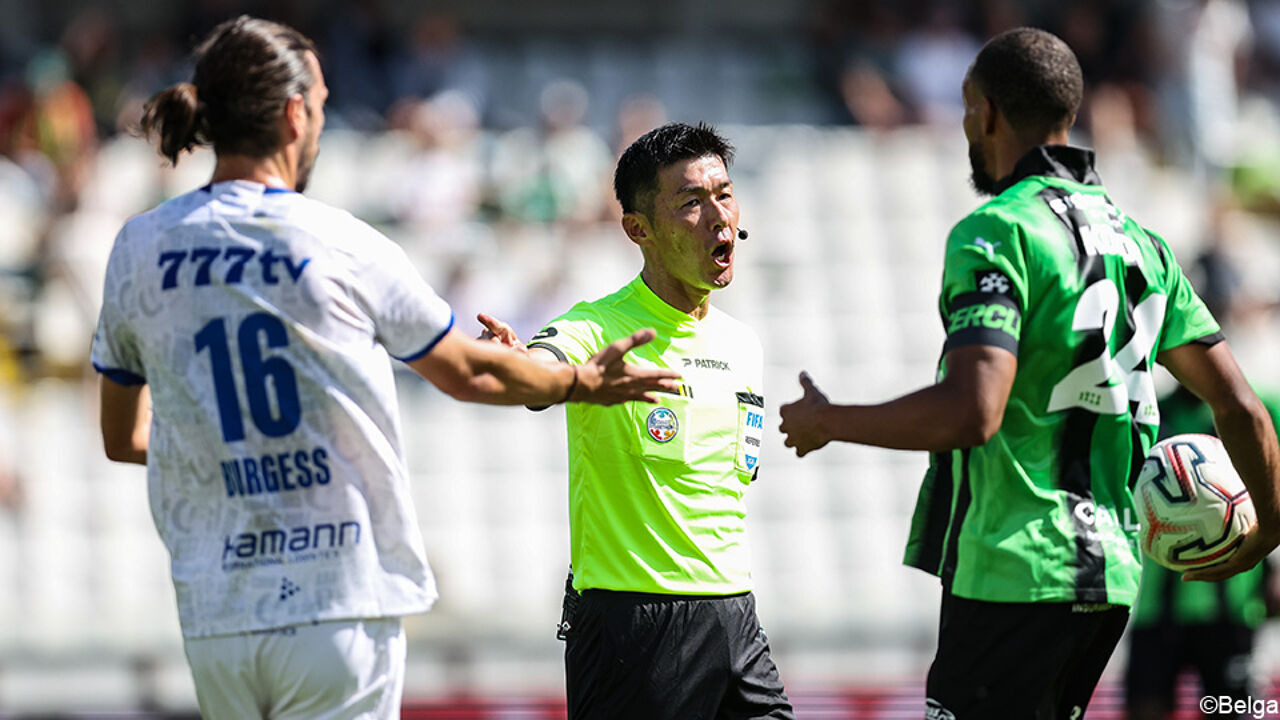 Bijzonder beeld op Jan Breydel: Japanse ref (met WK-ervaring) mag match tussen Cercle Brugge en Gent
