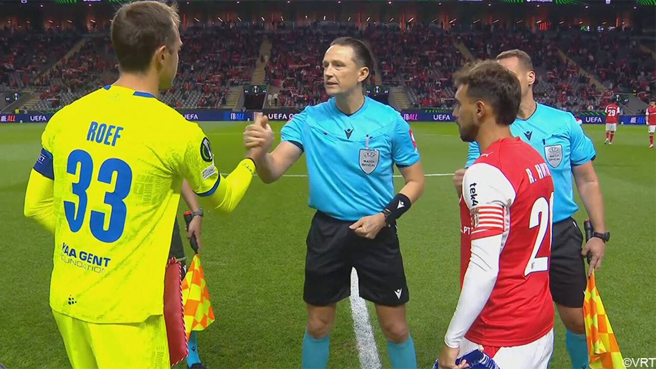 LIVESTREAM: Gent wordt al na 3 minuten uit verband gespeeld door ...